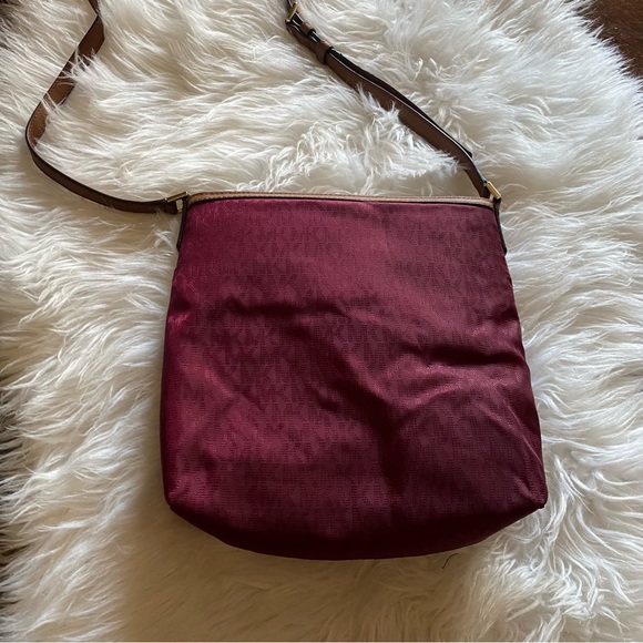 NWT Michael Kors Maroon and Tan Messenger Bag - Picture 3 of 7